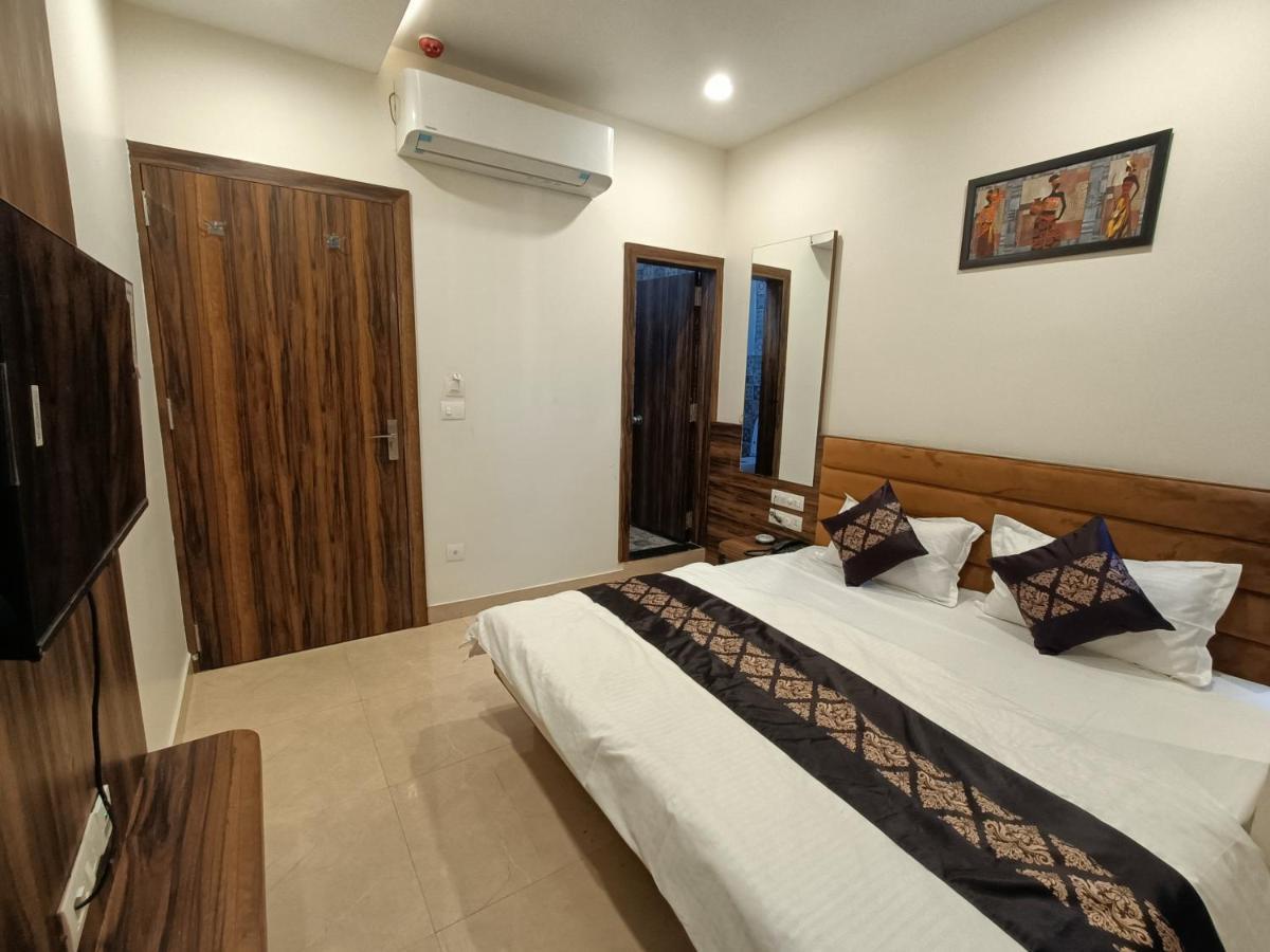 Hotel Vrinda Inn أُودايبور المظهر الخارجي الصورة