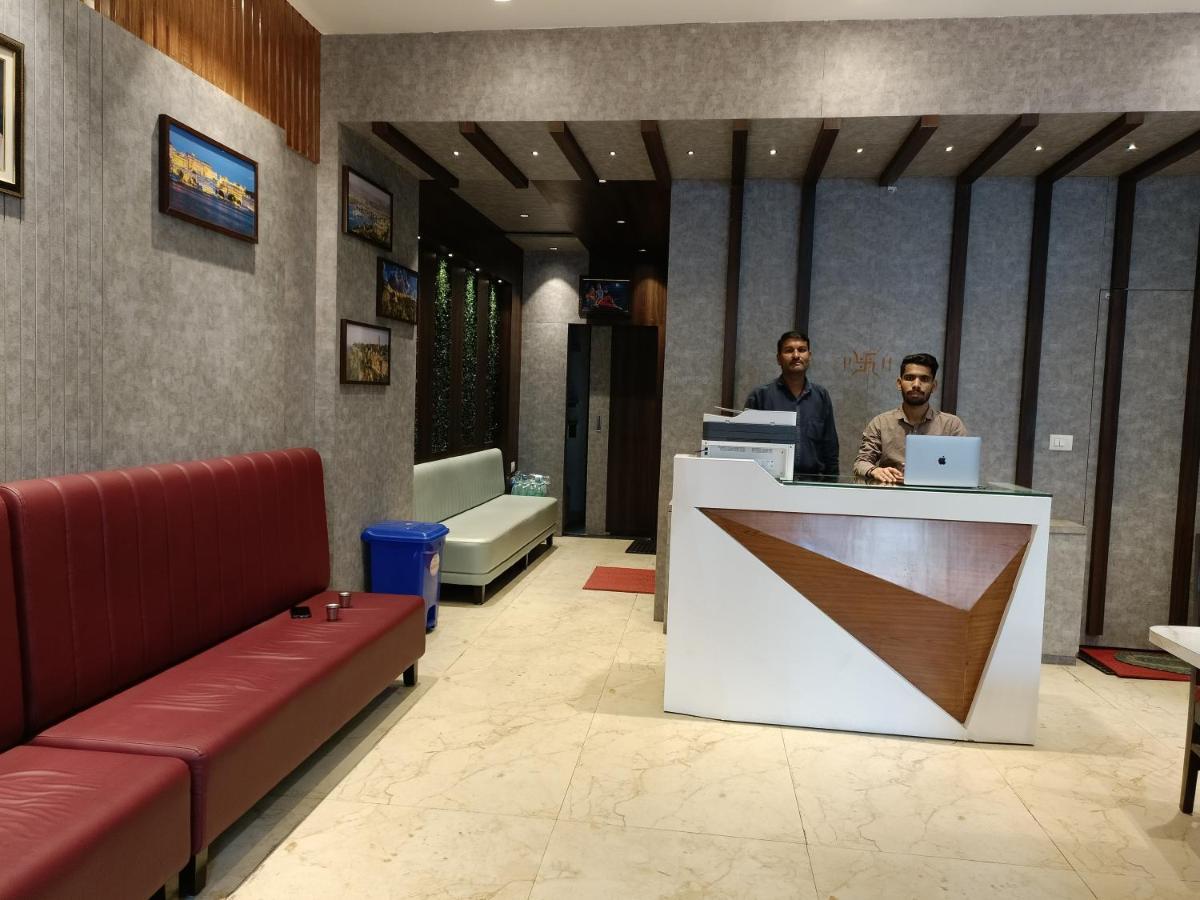 Hotel Vrinda Inn أُودايبور المظهر الخارجي الصورة