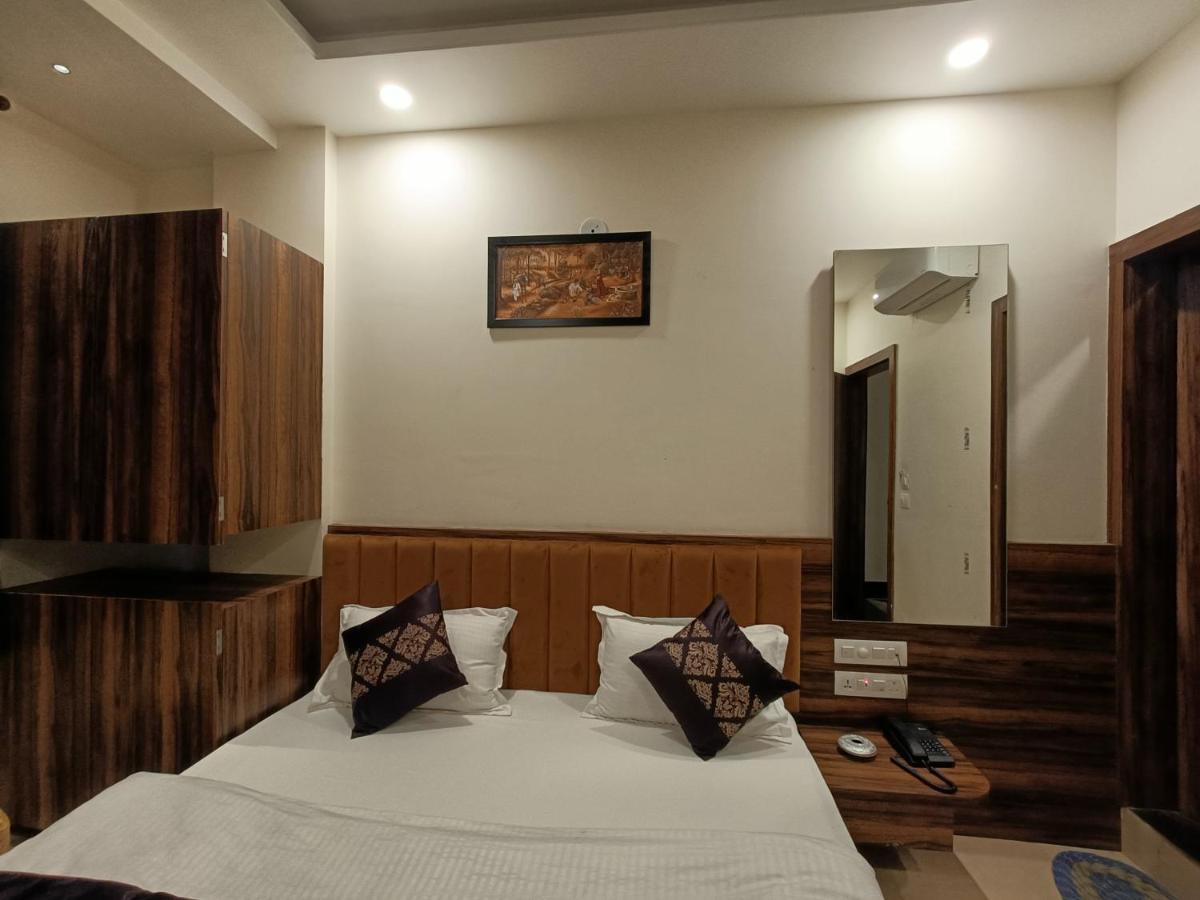 Hotel Vrinda Inn أُودايبور المظهر الخارجي الصورة